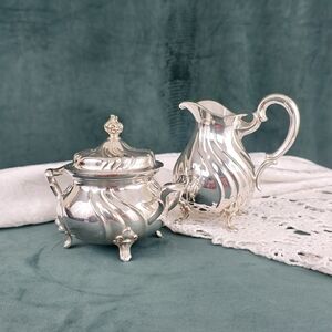Vintage Silver Plated Sugar and Creamer Set